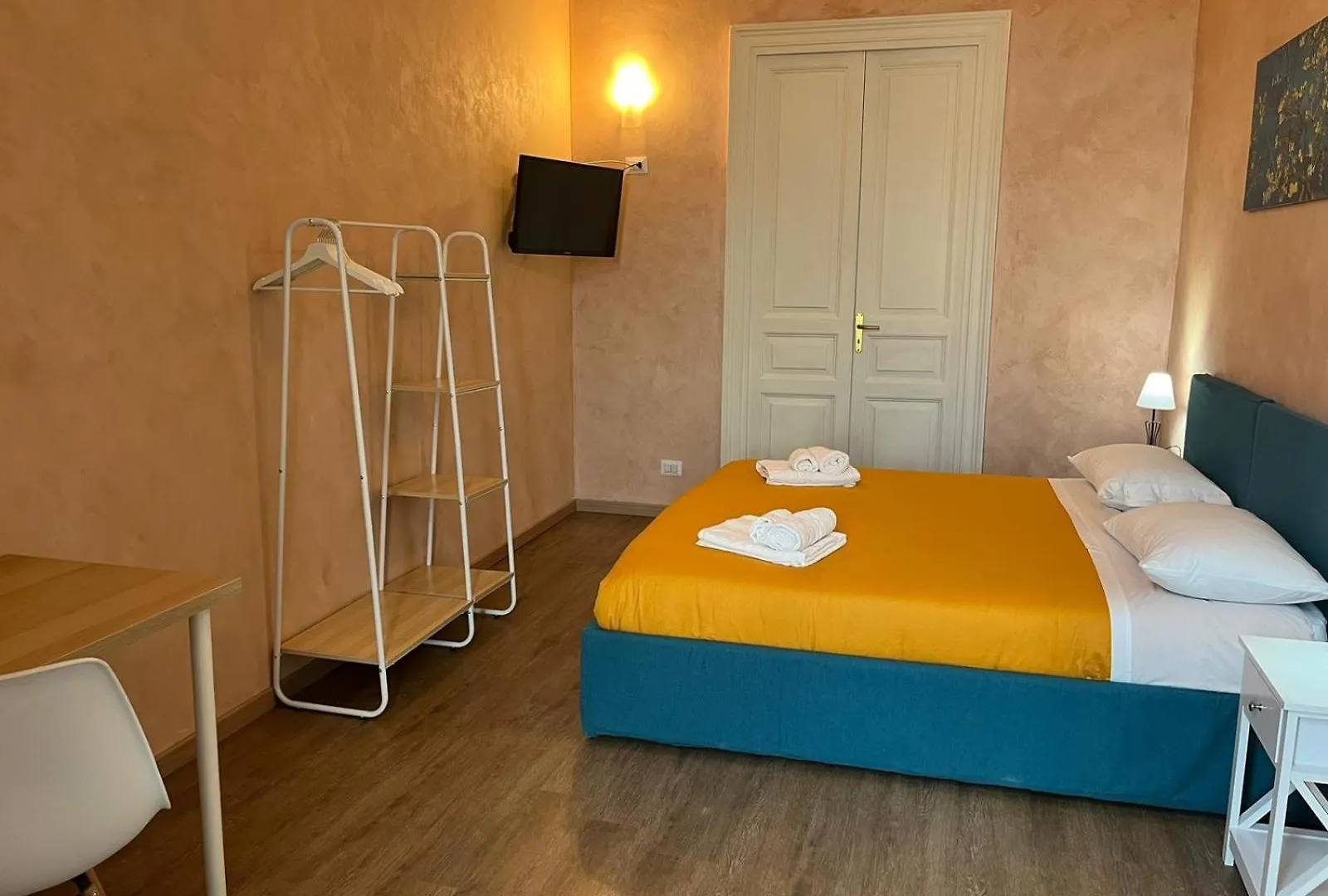 Hotel Chrilu House CTA Italien